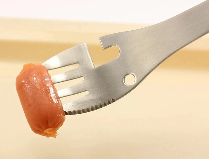 5-in-1 Outdoor Survival Multi-Tool Kit